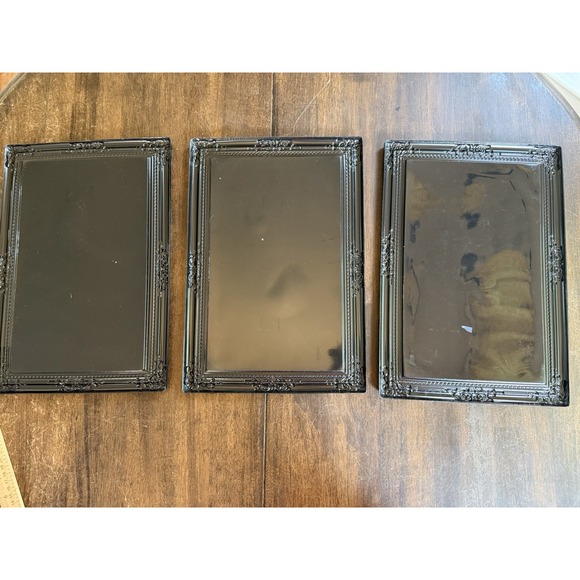 Set of 7 Halloween Scary Changing Portraits Haunted Wall Décor Frames (76) - Picture 5 of 12